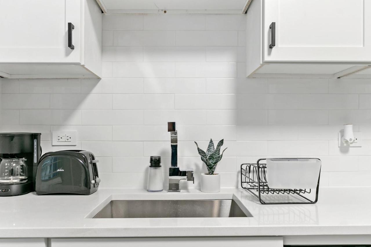 שיקגו 2Br Comfy And Stylish Apt In West Town - Erie 1R מראה חיצוני תמונה